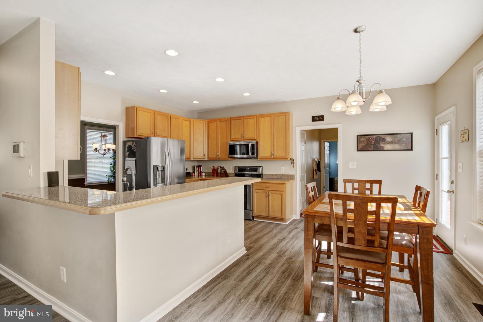 8857 Mullen Road King George, VA 22485 - Photo 11 of 40 Eat in area off kitchen.