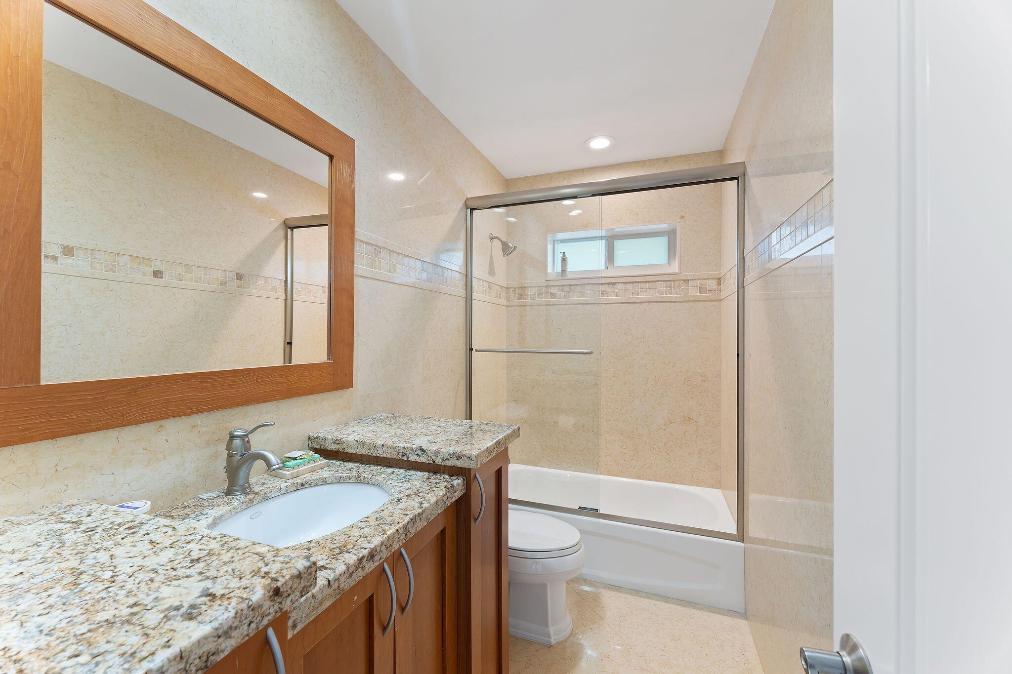 1083 Southwest 3rd Street Boca Raton, FL 33486 - Photo 15 of 33 WiWU-O2g
