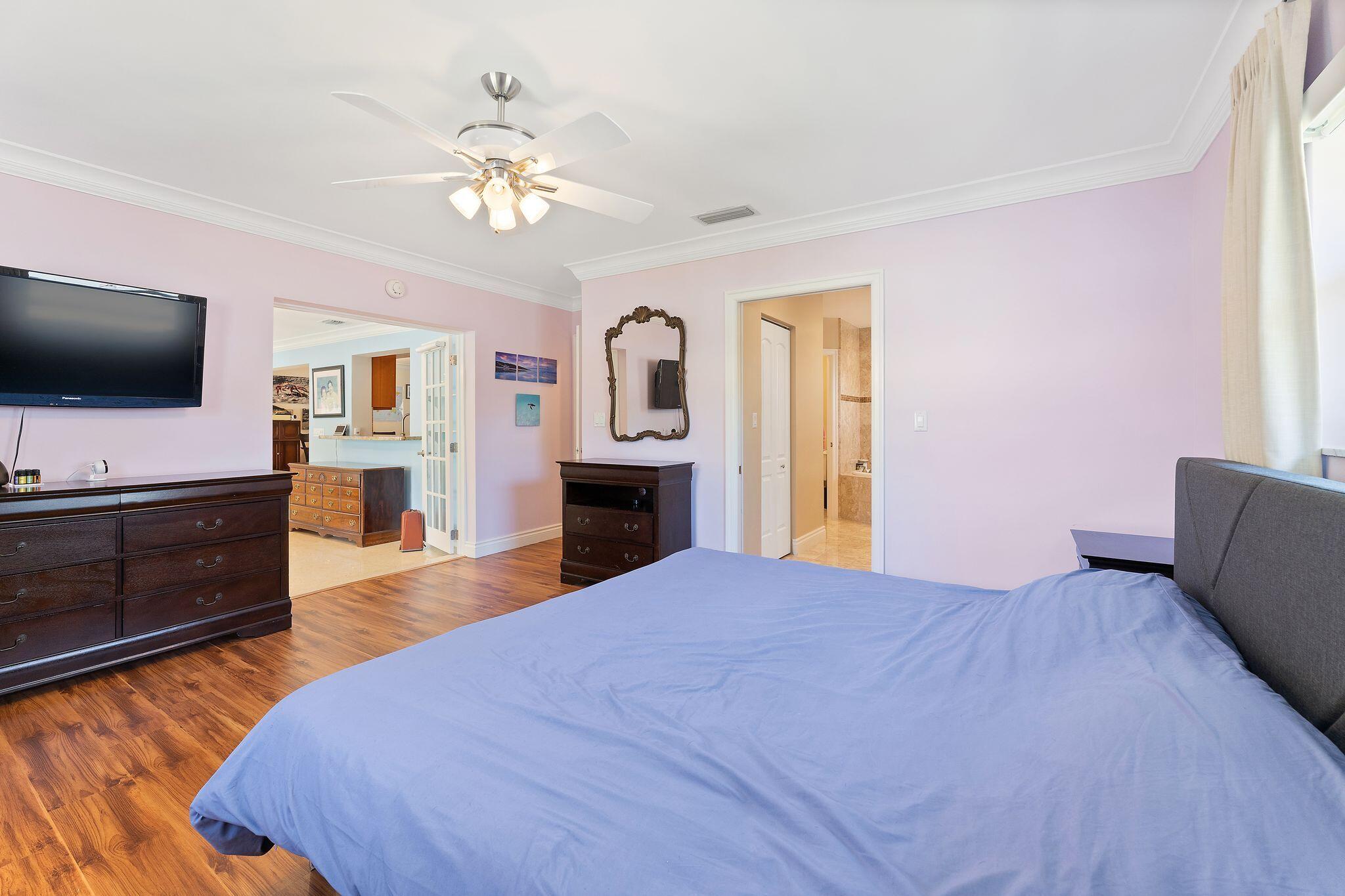 1083 Southwest 3rd Street Boca Raton, FL 33486 - Photo 21 of 33 FalPxf-Q