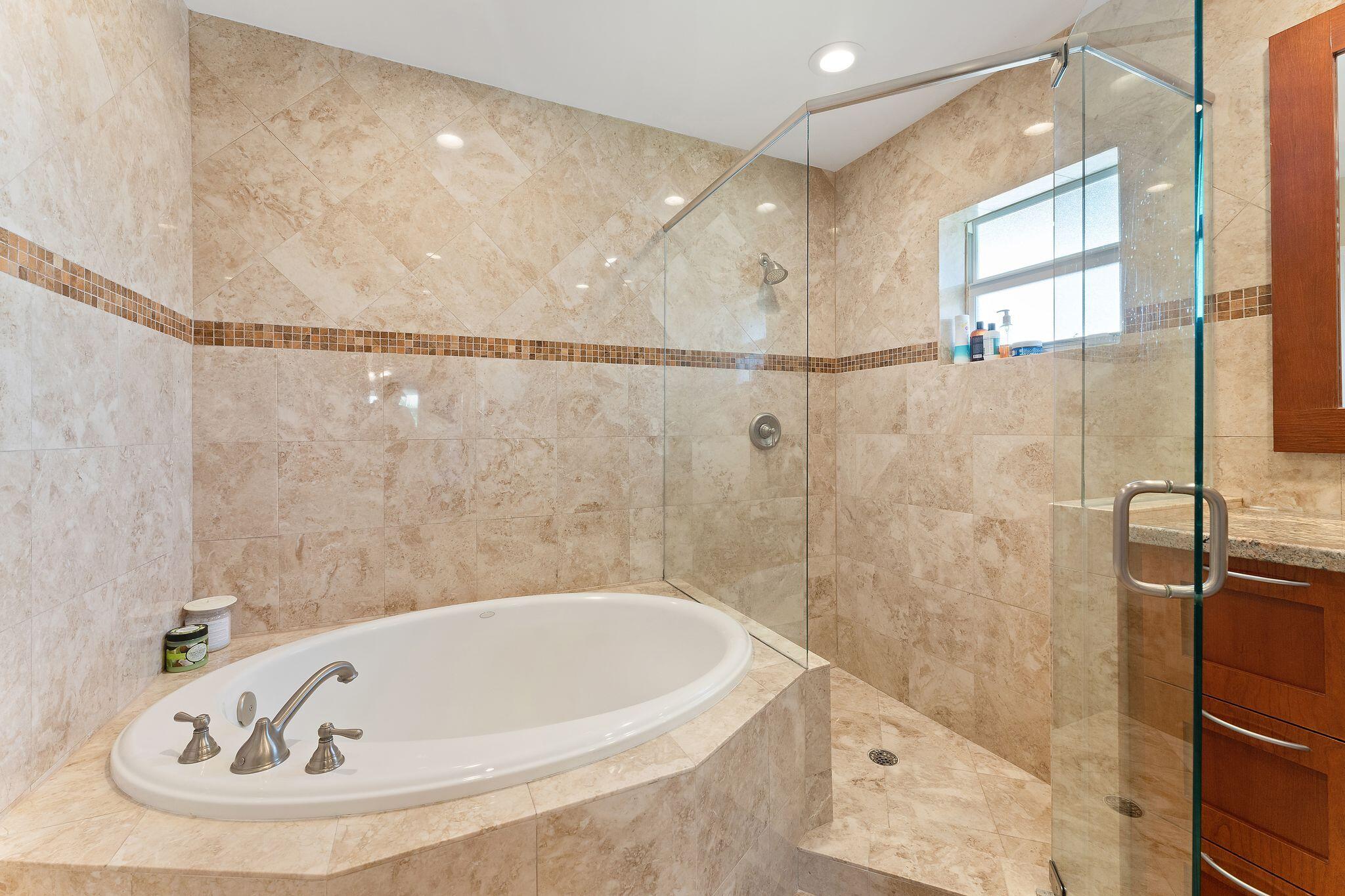 1083 Southwest 3rd Street Boca Raton, FL 33486 - Photo 24 of 33 ZUyLpPIA