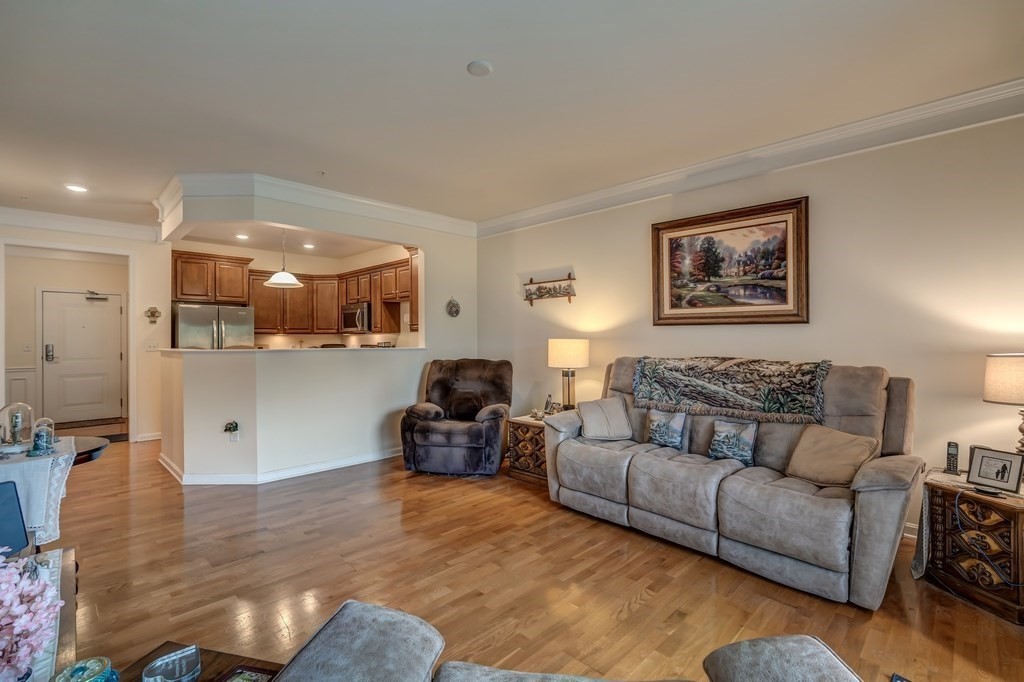 36 Augustus Court, Unit 1012 Reading, MA 01867 - Photo 9 of 28