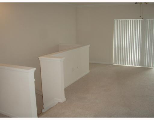 5860 West Sample Road, Unit 3044 Coral Springs, FL 33067 - Photo 7 of 14 Living Room