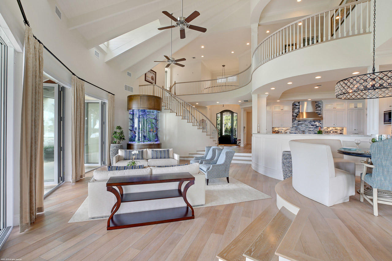 5241 Pennock Point Road Jupiter, FL 33458 - Photo 20 of 51 Living Room
