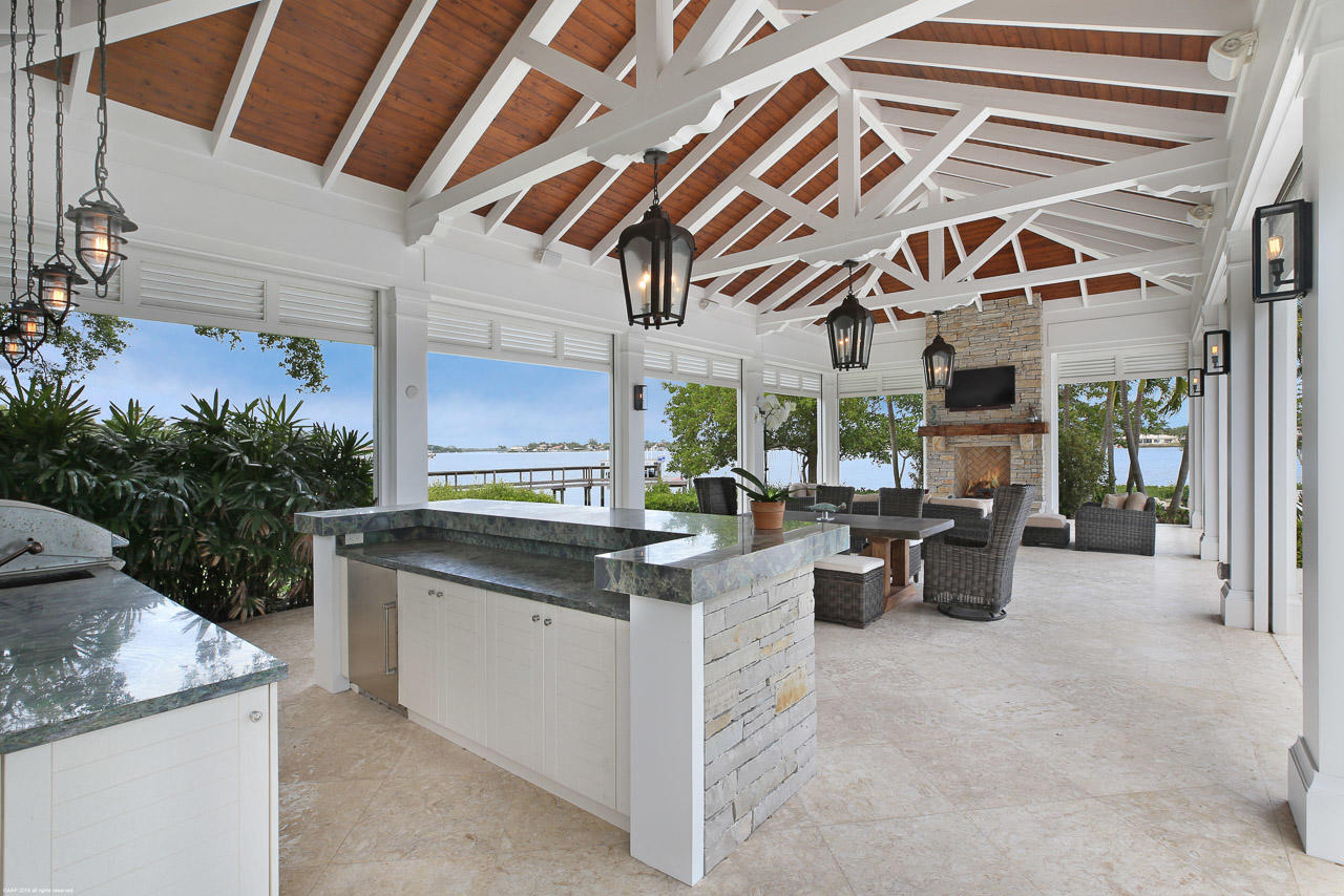 5241 Pennock Point Road Jupiter, FL 33458 - Photo 23 of 51 Loggia