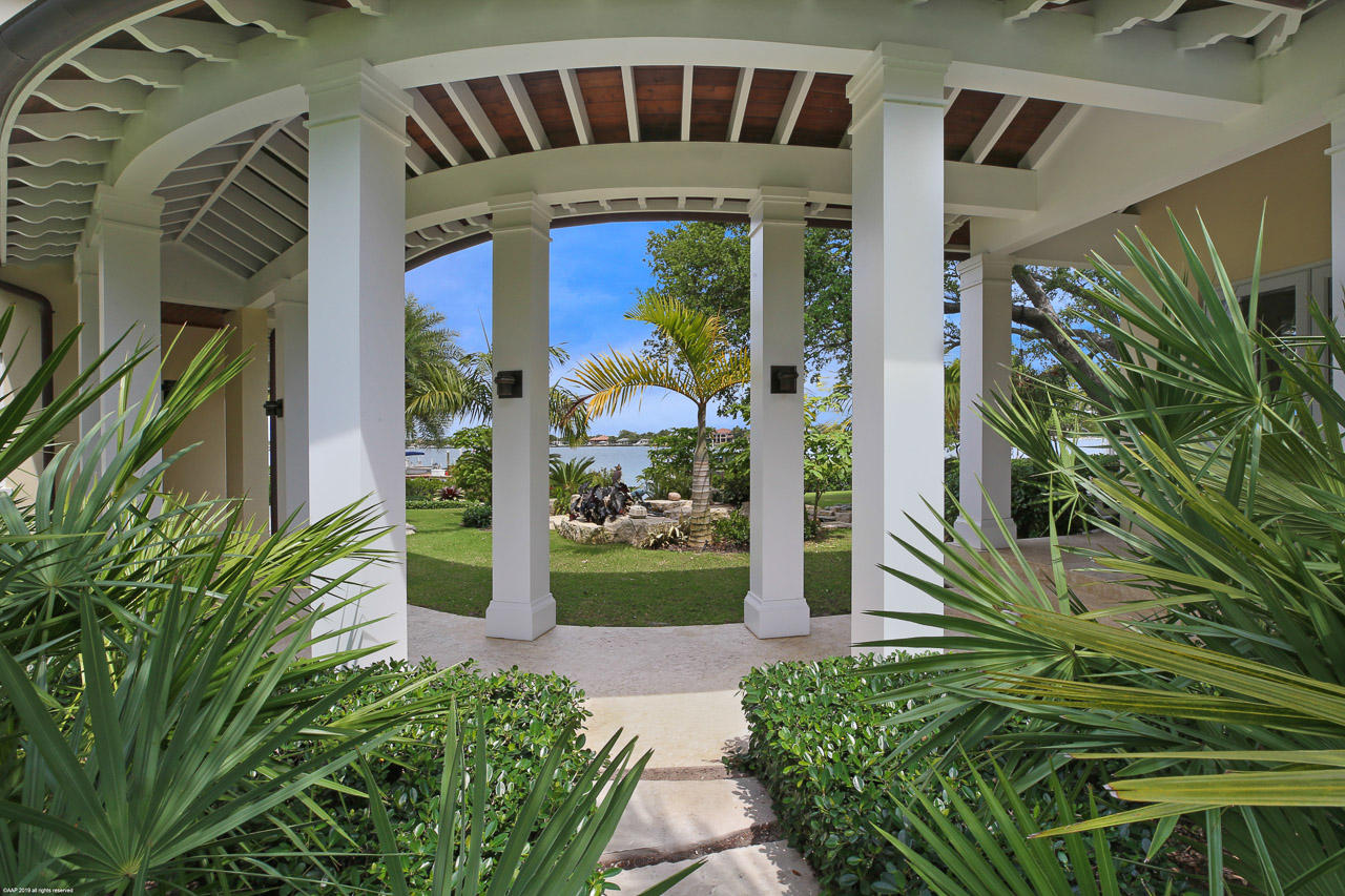 5241 Pennock Point Road Jupiter, FL 33458 - Photo 43 of 51 Breezeway