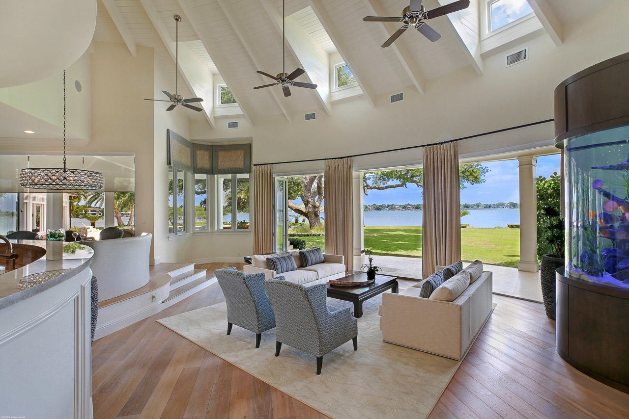 5241 Pennock Point Road Jupiter, FL 33458 - Photo 8 of 51 Living Room