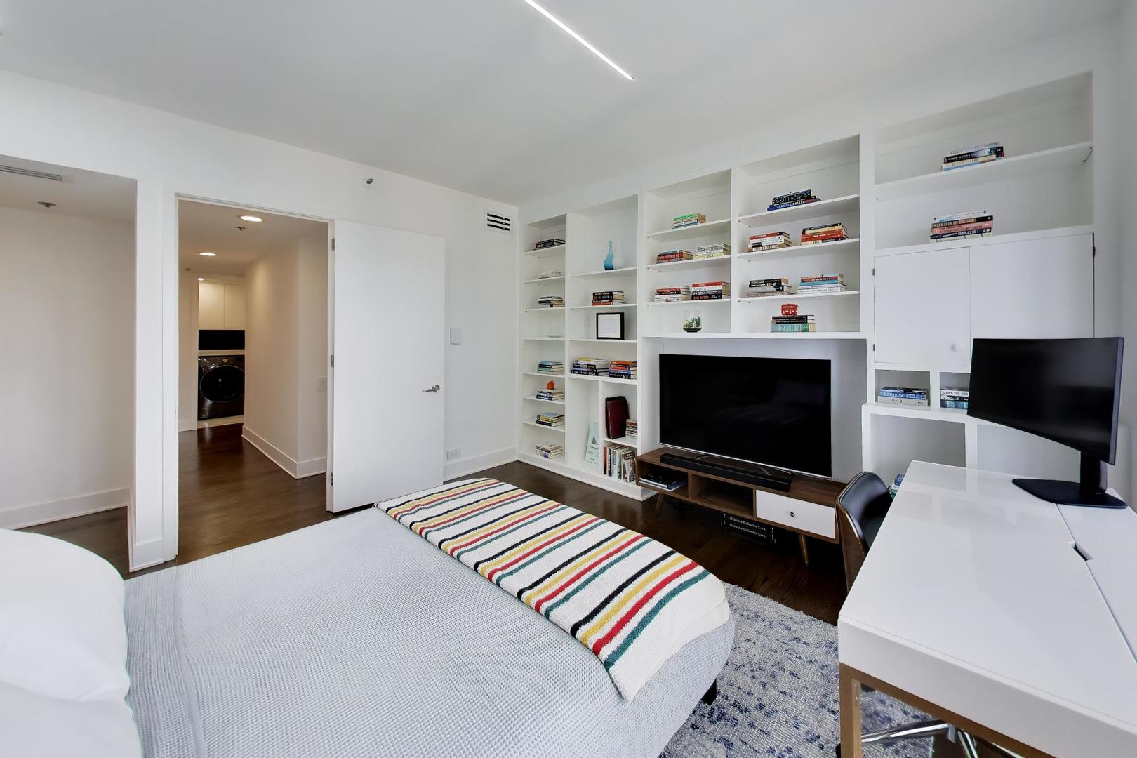 950 North Michigan Avenue, Unit 3103 Chicago, IL 60611 - Photo 36 of 68