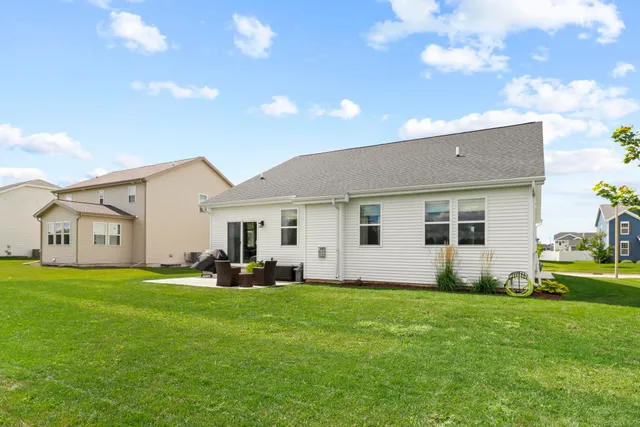 $625,000 | 2753 Wayfair Street, Fitchburg, WI 53711