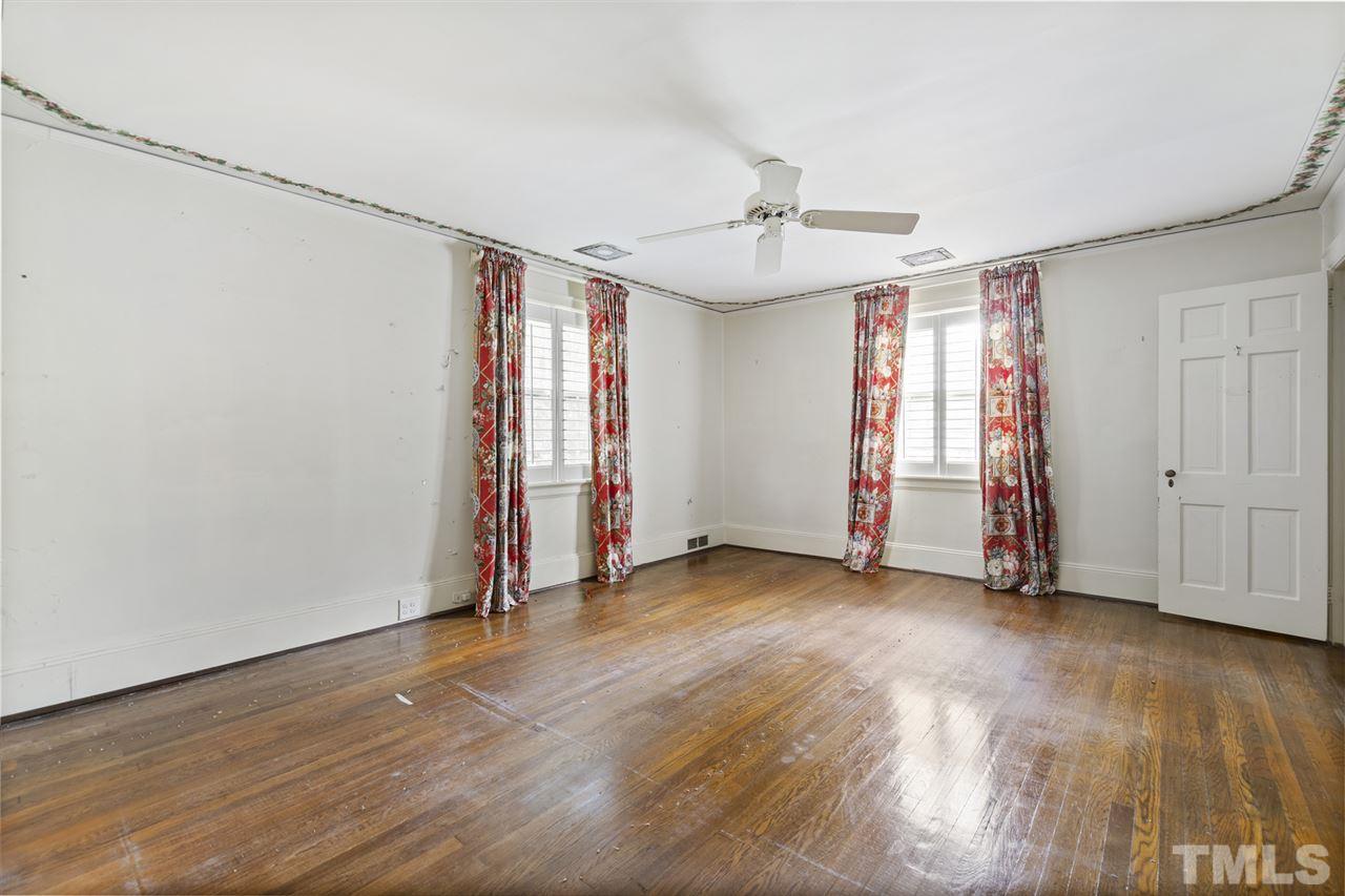 2331 Byrd Street Raleigh, NC 27608 - Photo 14 of 30