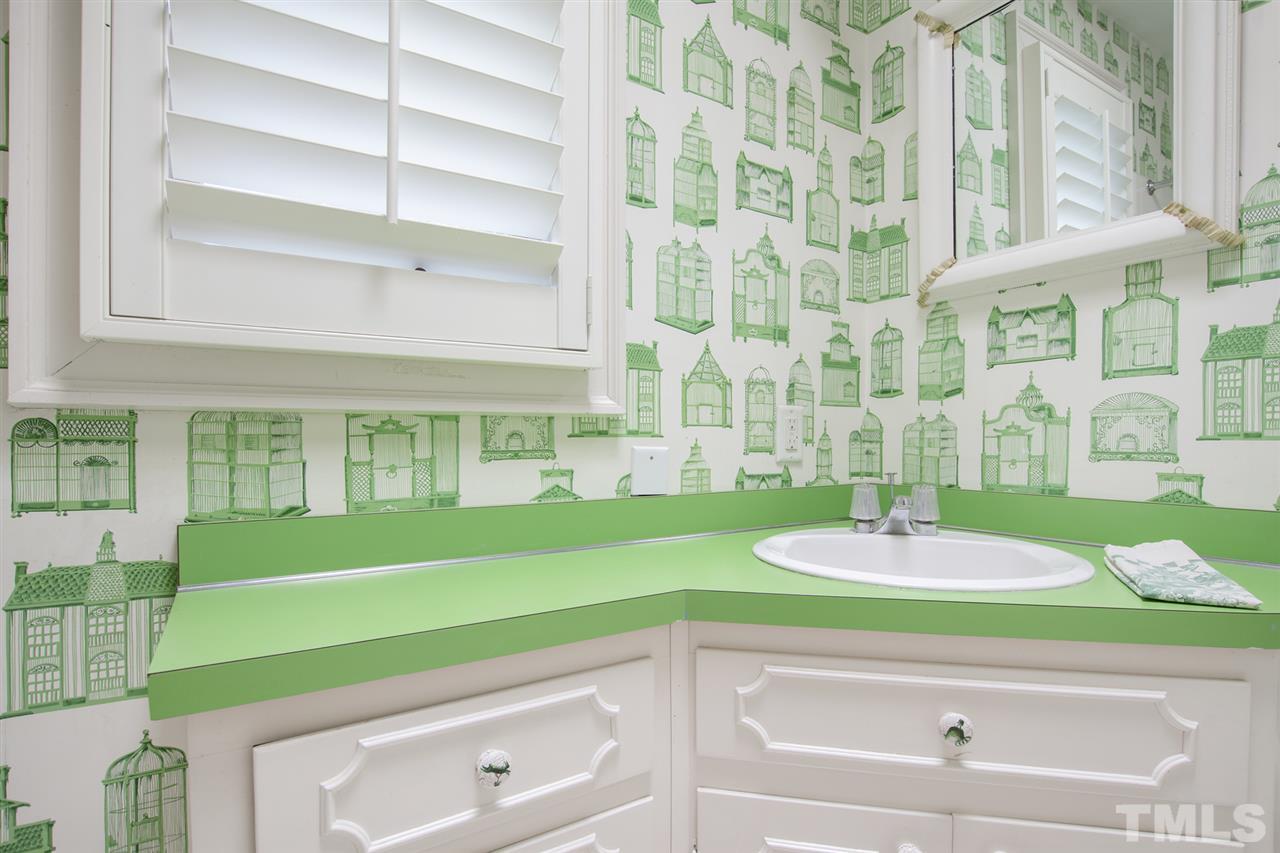 2331 Byrd Street Raleigh, NC 27608 - Photo 16 of 30