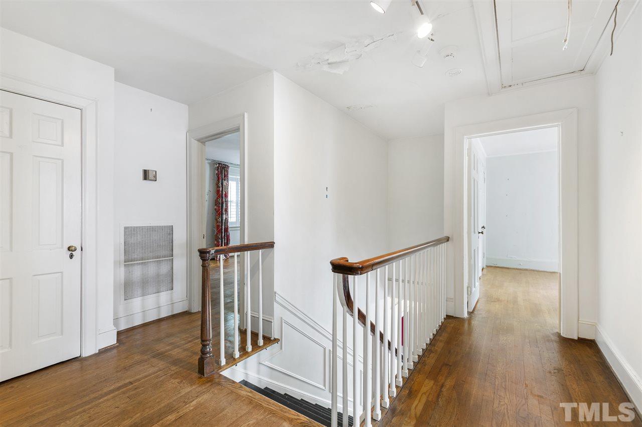 2331 Byrd Street Raleigh, NC 27608 - Photo 22 of 30