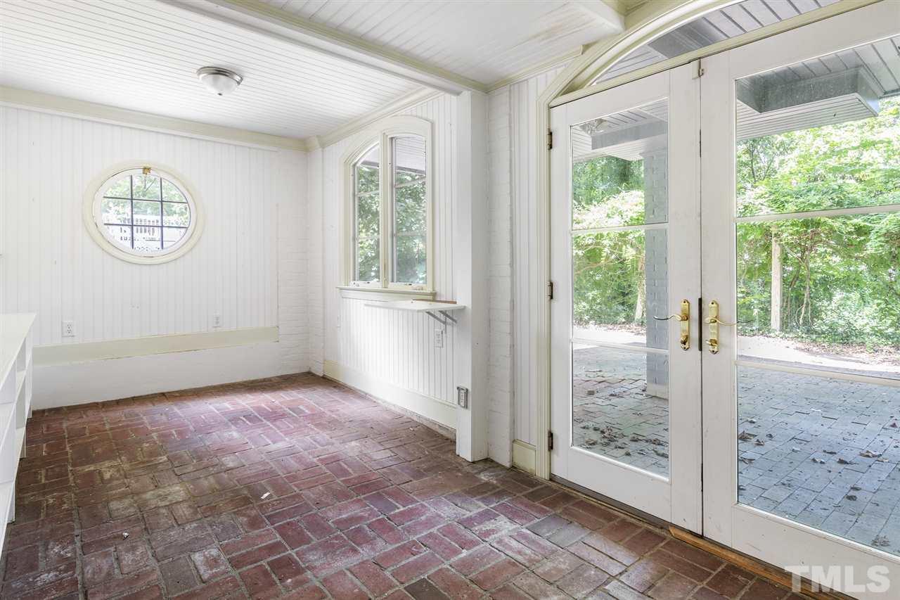 2331 Byrd Street Raleigh, NC 27608 - Photo 24 of 30