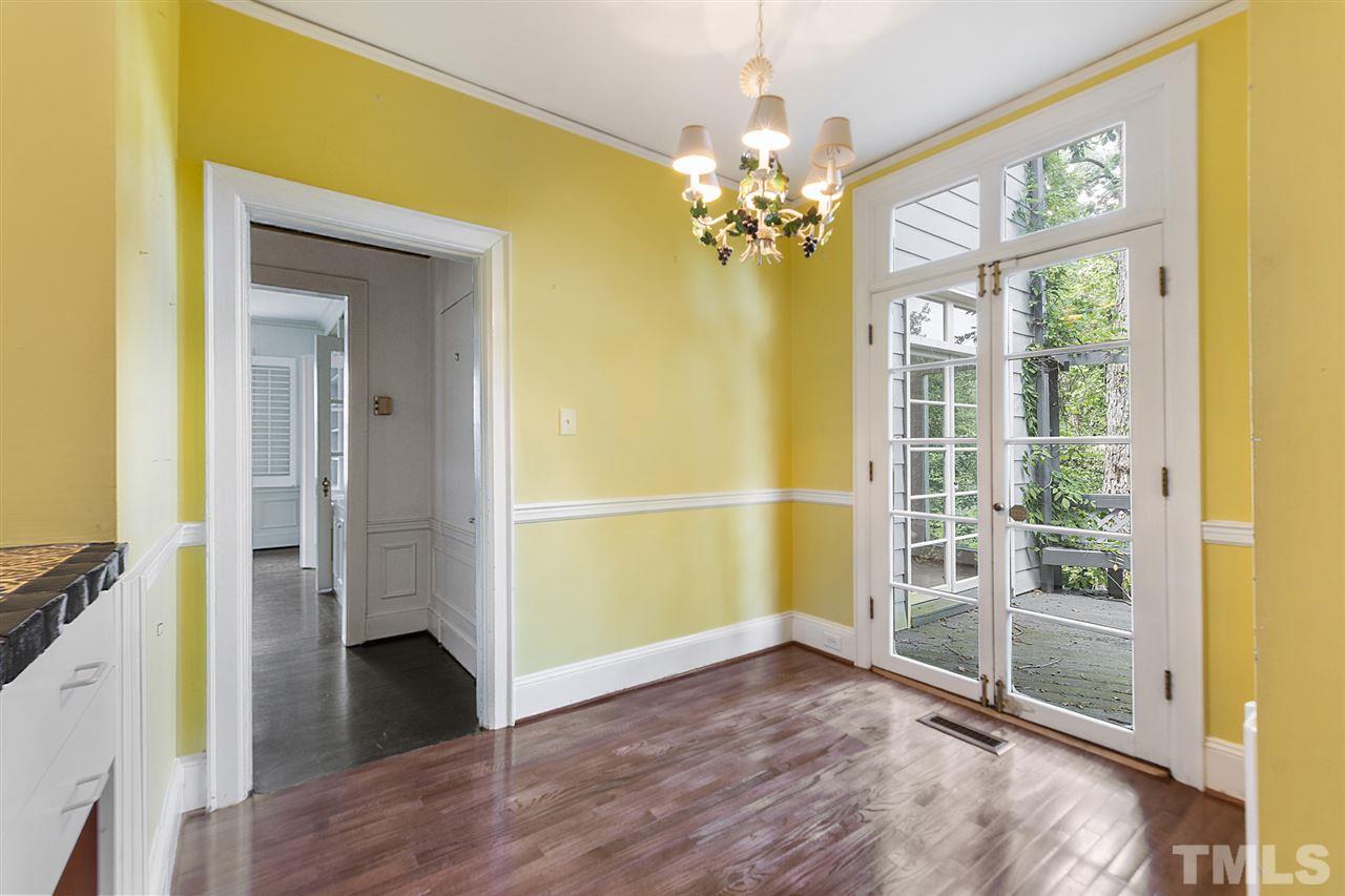 2331 Byrd Street Raleigh, NC 27608 - Photo 7 of 30