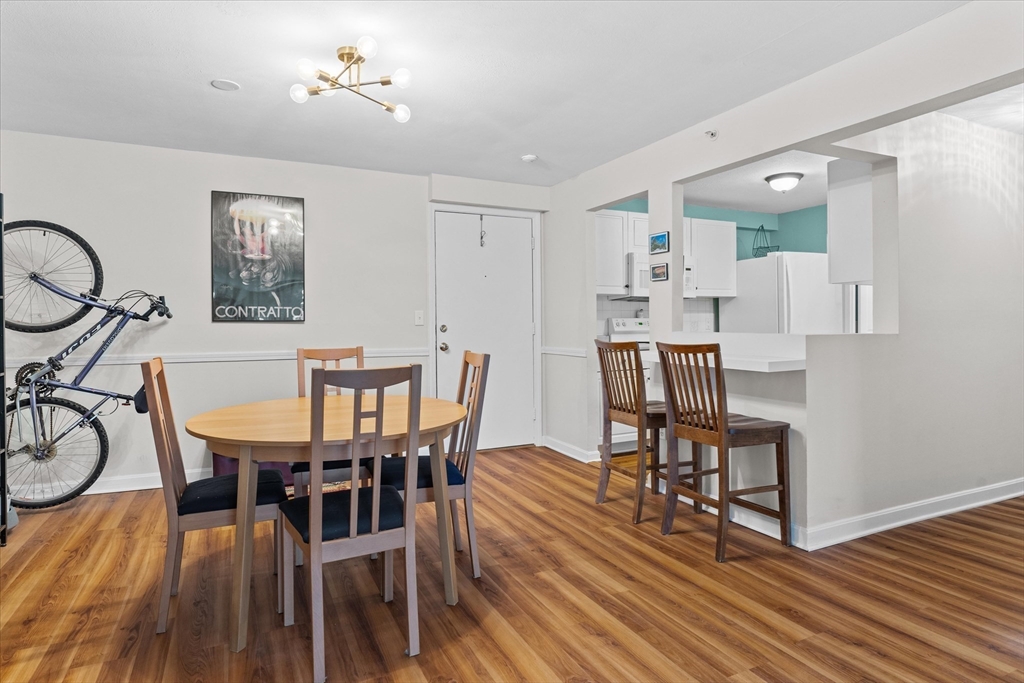 25 Clark's Road, Unit 204 Amesbury, MA 01913 - Photo 6 of 15 Gallery Image 6
