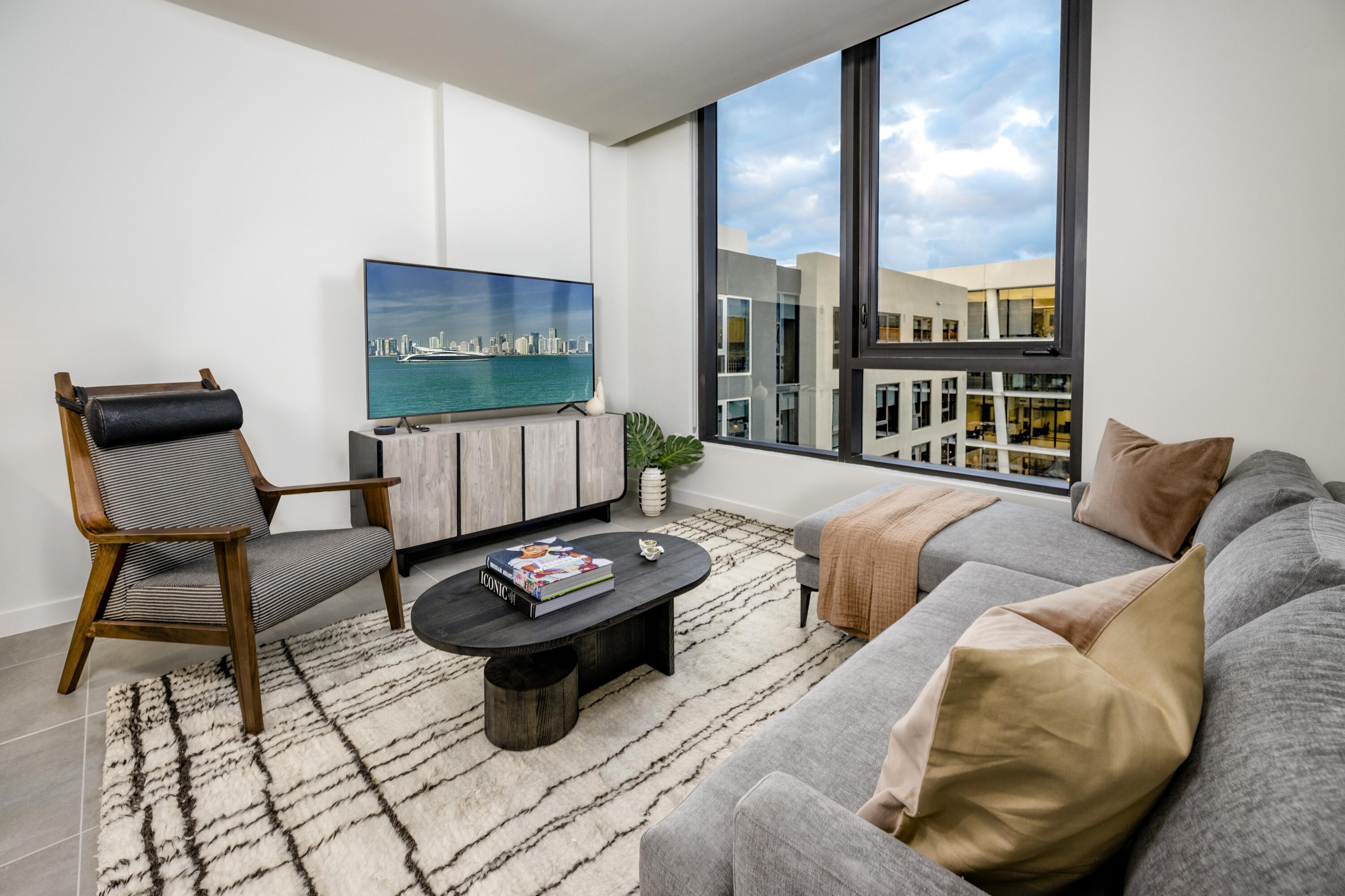 286 Northwest 29th Street, Unit 705 Miami, FL 33127 - Photo 19 of 42 NGP_7081-Edit