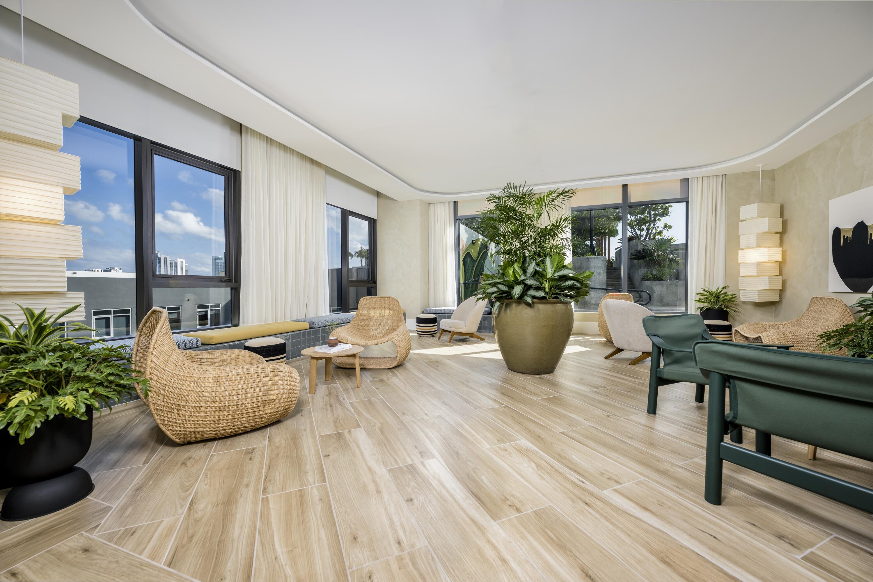 286 Northwest 29th Street, Unit 705 Miami, FL 33127 - Photo 38 of 42 NGP_6880-Edit