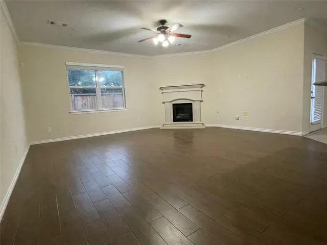$2,450 | 4507 Montcliff Bend Lane, Sugar Land, TX 77479