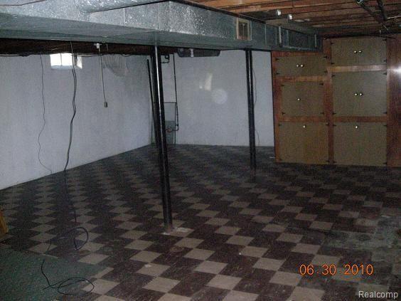 8996 Henry Ruff Road Livonia, MI 48150 - Photo 9 of 11 basement'