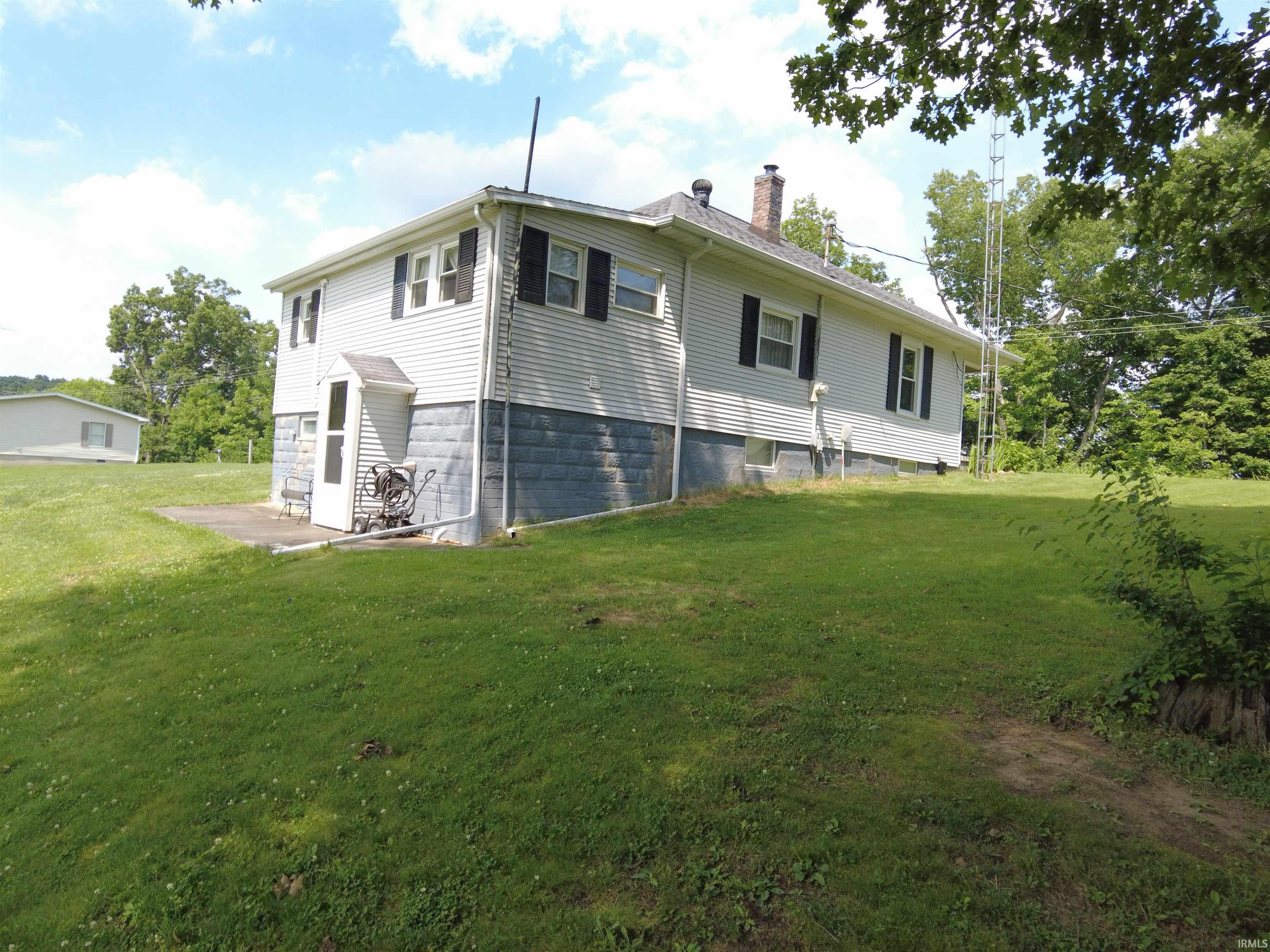 721 Ridge Road Williams, IN 47470 - Photo 5 of 24