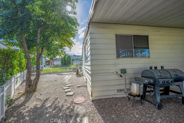 $220,000 | 21216 Blue Curl Way, Unit 212, Canyon Country, CA 91351