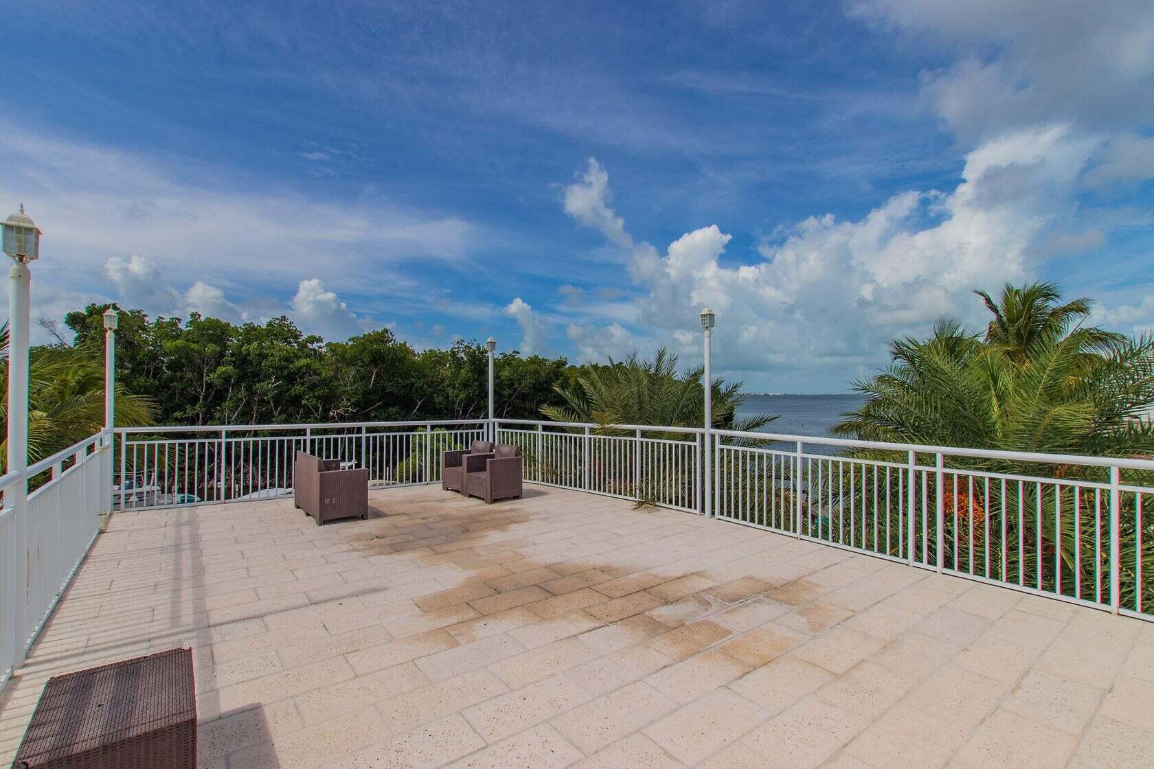 325 Calusa Street, Unit 475 Key Largo, FL 33037 - Photo 25 of 28 a terrace view