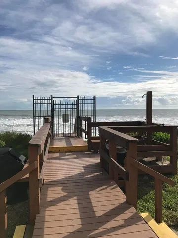 a view of sitting area