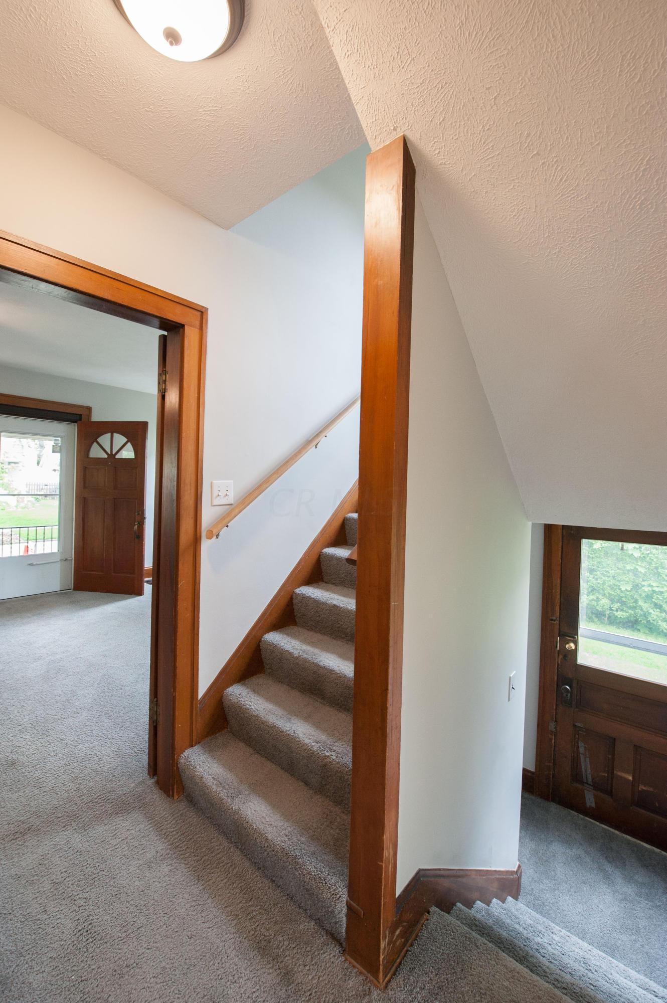 385 Tibet Road Columbus, OH 43202 - Photo 12 of 41