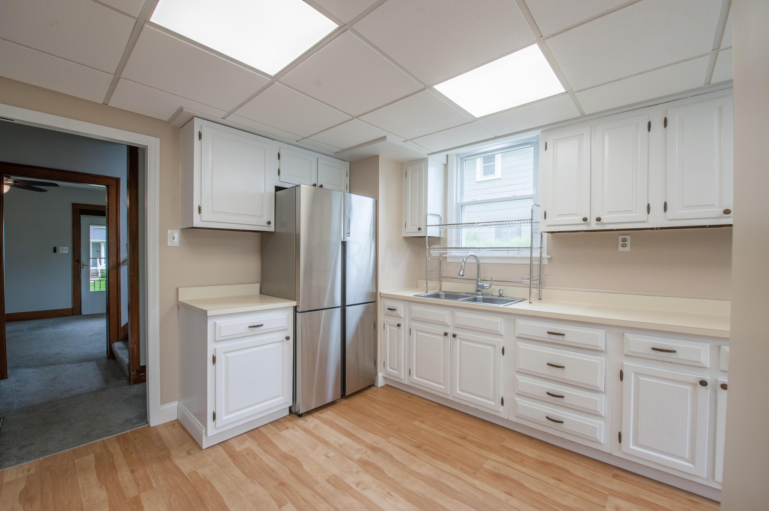 385 Tibet Road Columbus, OH 43202 - Photo 14 of 41