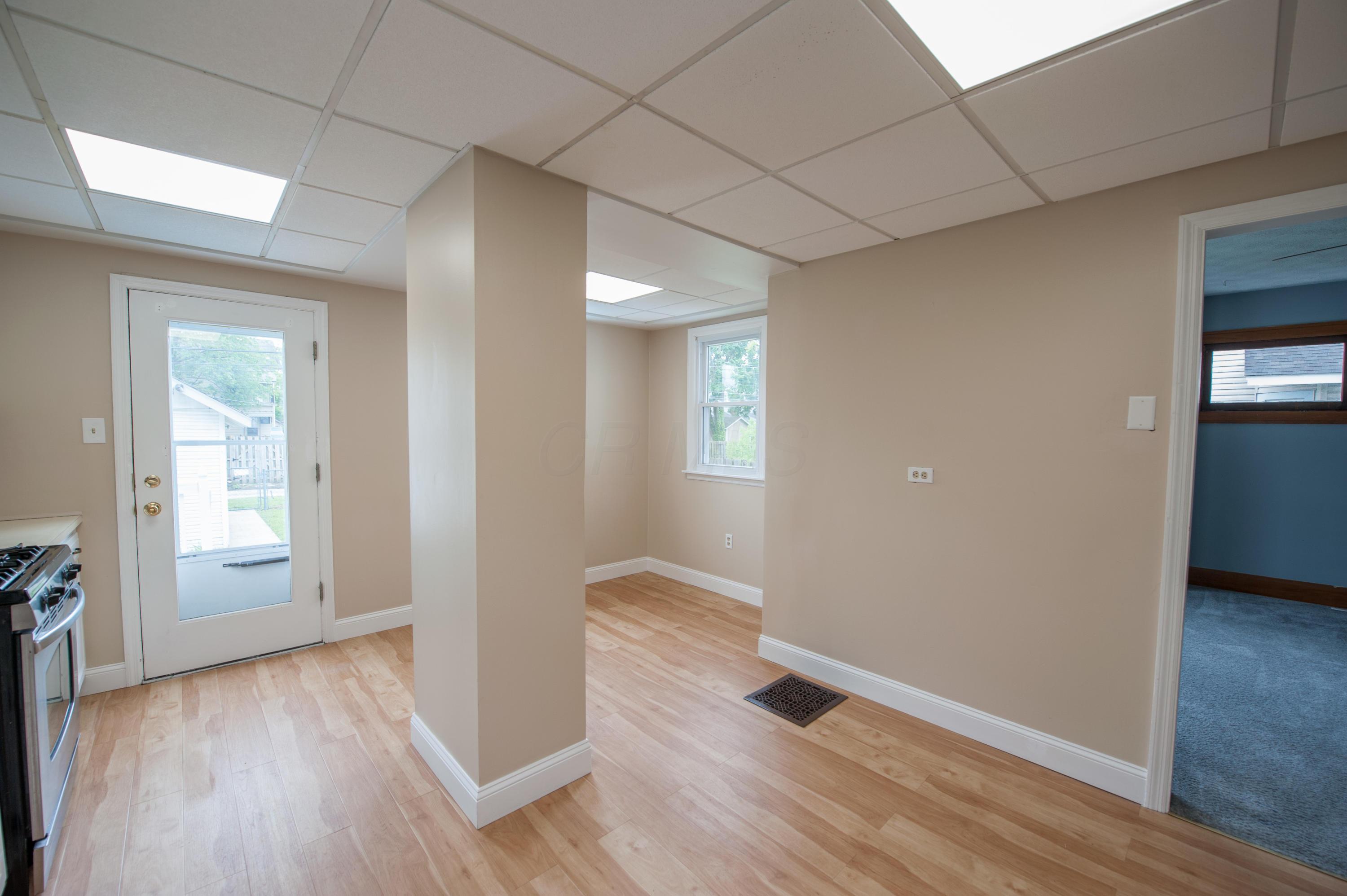 385 Tibet Road Columbus, OH 43202 - Photo 19 of 41