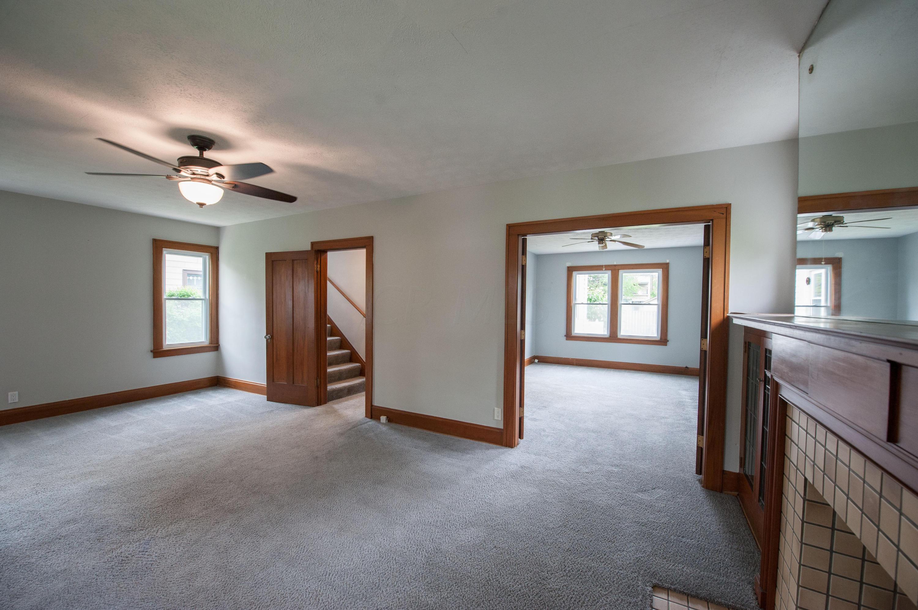 385 Tibet Road Columbus, OH 43202 - Photo 7 of 41