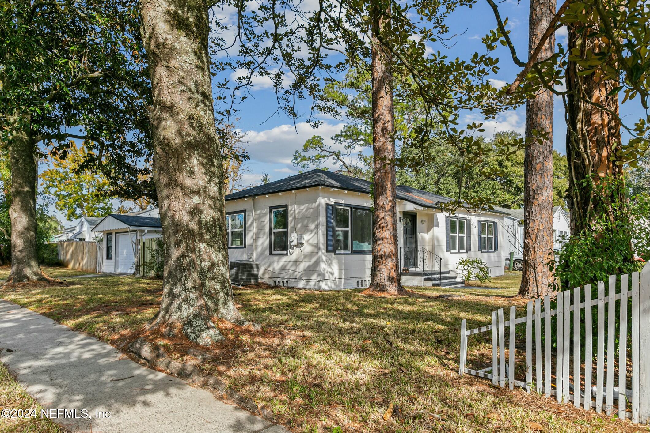 4895 Riverdale Road Jacksonville, FL 32210 - Photo 5 of 47 tempImagedkONvZ