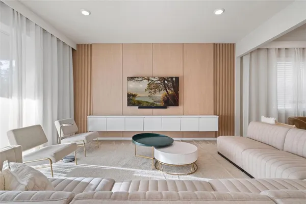 $796,000 | 2469 Southlawn Lane, Clermont, FL 34714