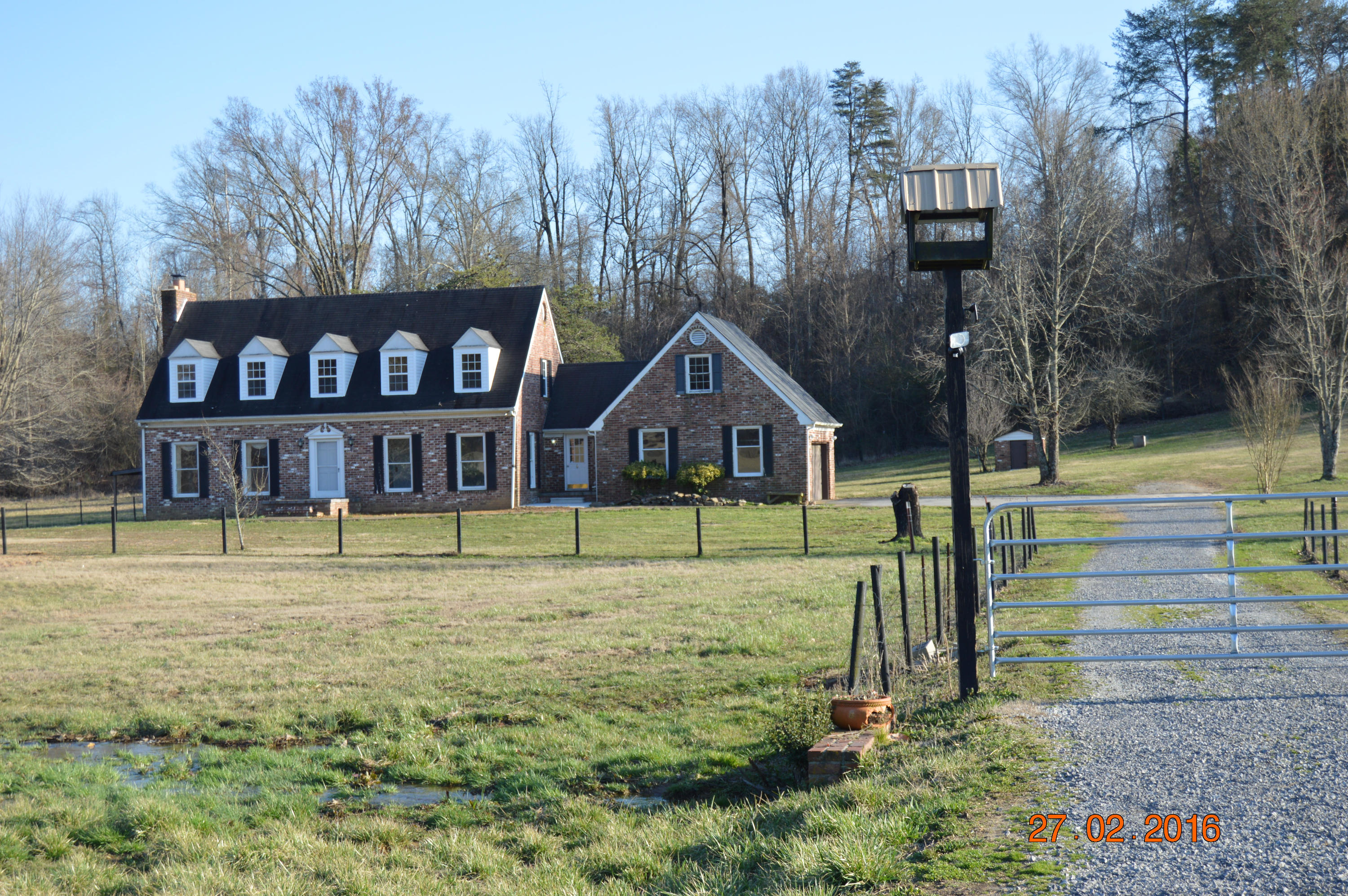 677 Lees Chapel Road Sweetwater, TN 37874 - Photo 3 of 40 dani and tom 677 lee chapel 007