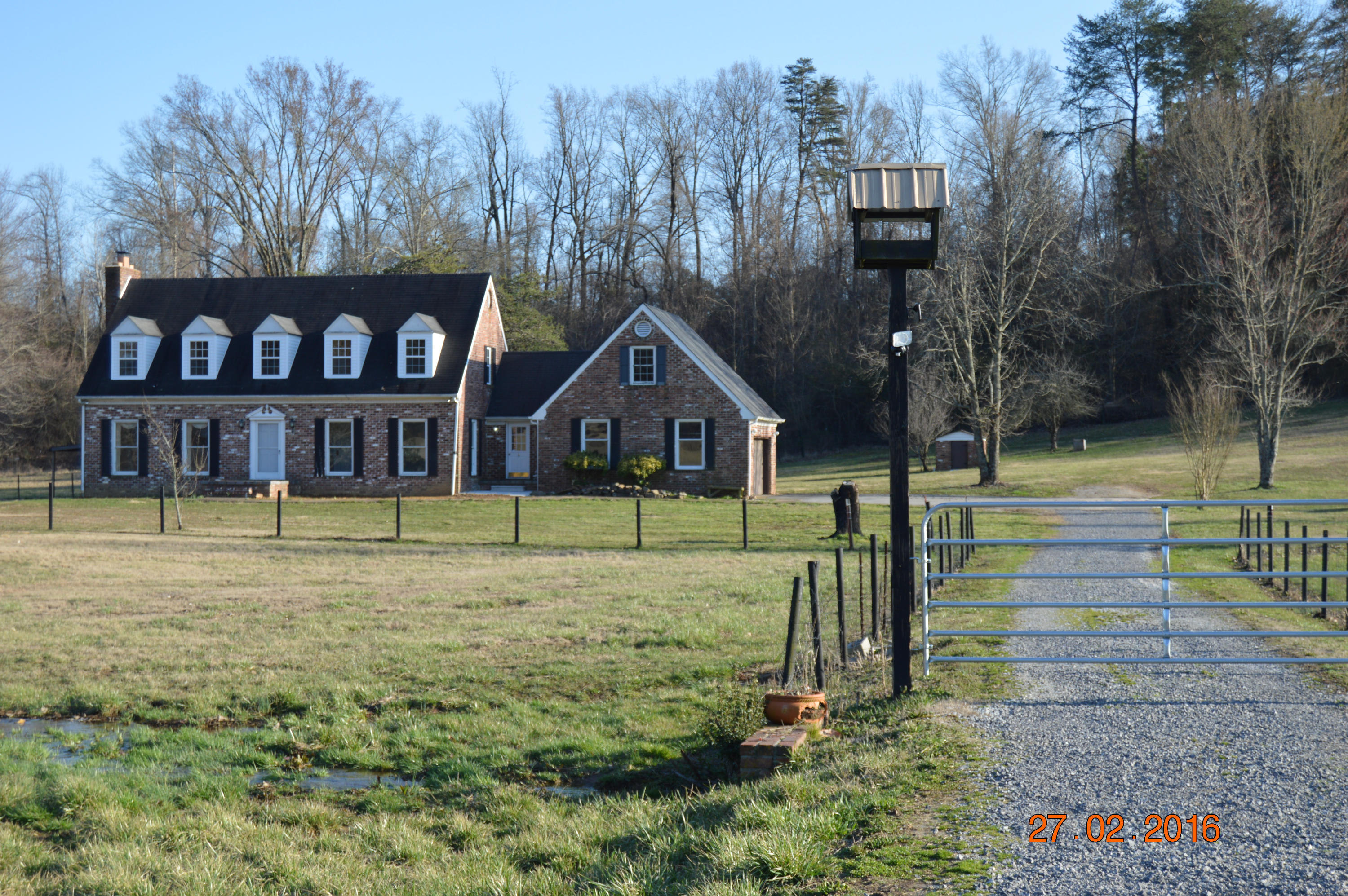 677 Lees Chapel Road Sweetwater, TN 37874 - Photo 9 of 40 dani and tom 677 lee chapel 006