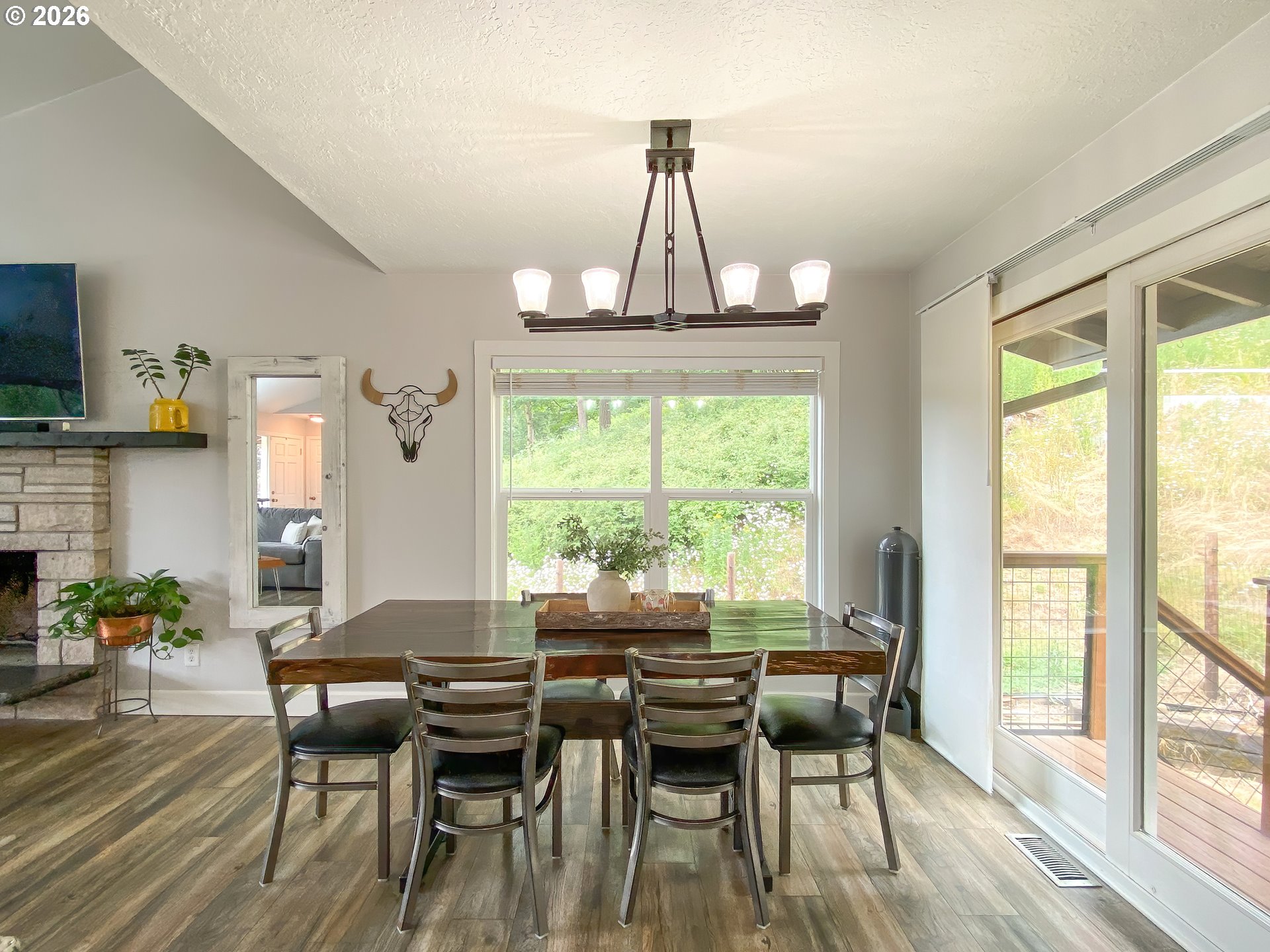 28960 Southeast Stone Road Gresham, OR 97080 - Photo 6 of 40 Dining Area