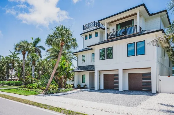 $3,495,000 | 526 Seagull Way, Anna Maria, FL 34216