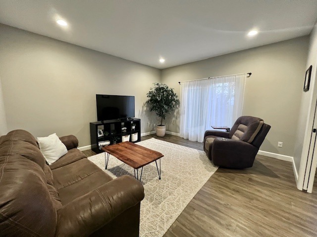 413 South Moore Street Clinton, IL 61727 - Photo 18 of 28