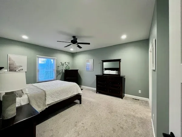 $223,000 | 413 South Moore Street, Clinton, IL 61727