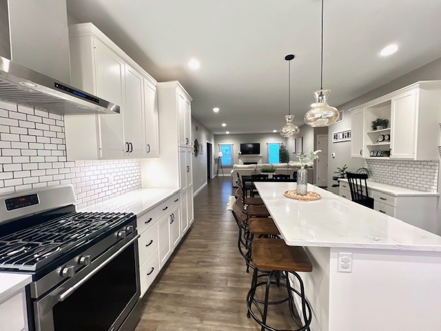 413 South Moore Street Clinton, IL 61727 - Photo 9 of 28