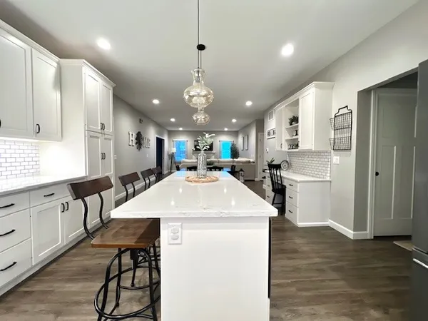 $223,000 | 413 South Moore Street, Clinton, IL 61727