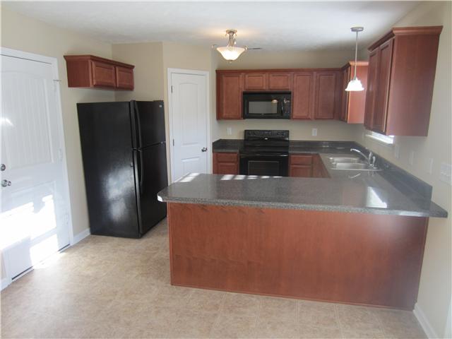 1092 Woodall Road Lebanon, TN 37090 - Photo 4 of 12 Gallery Image 4
