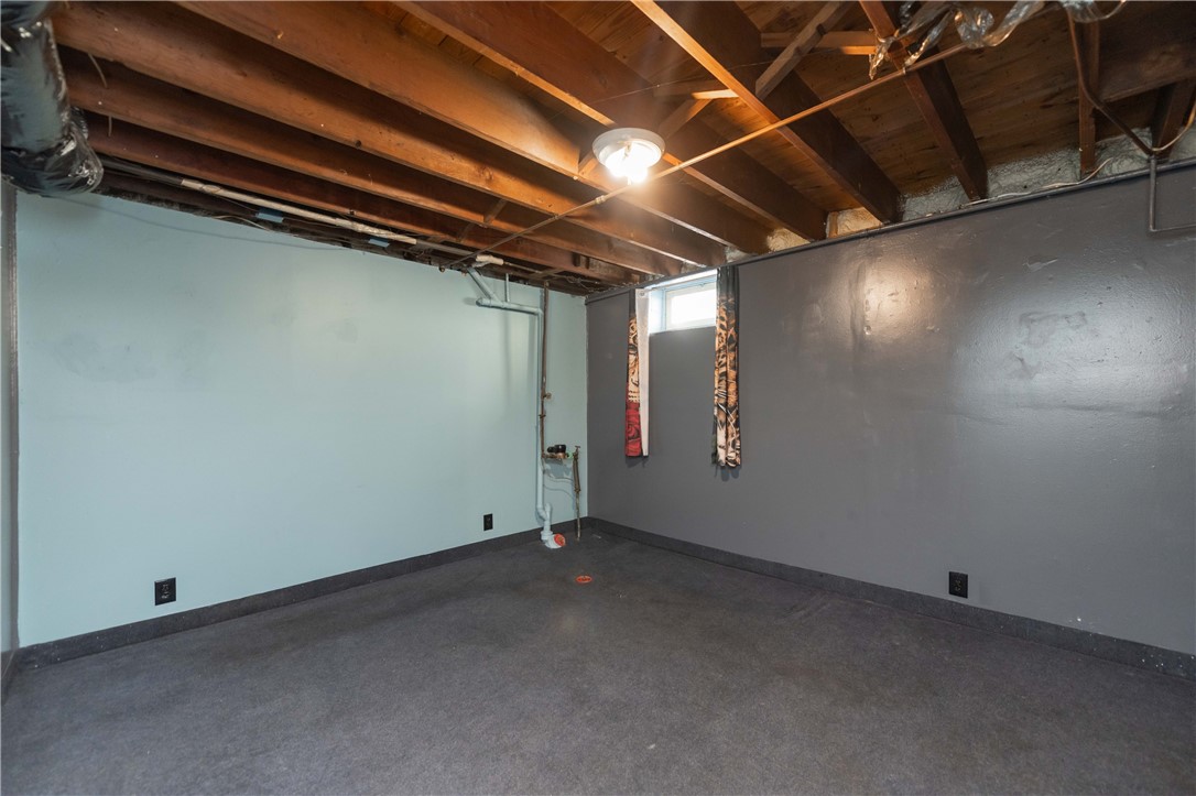 140 Abbott Street Rochester, NY 14606 - Photo 28 of 41