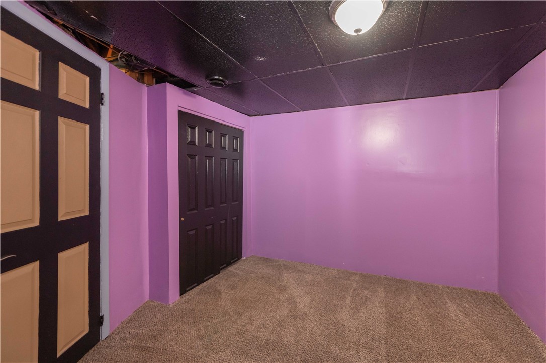 140 Abbott Street Rochester, NY 14606 - Photo 32 of 41