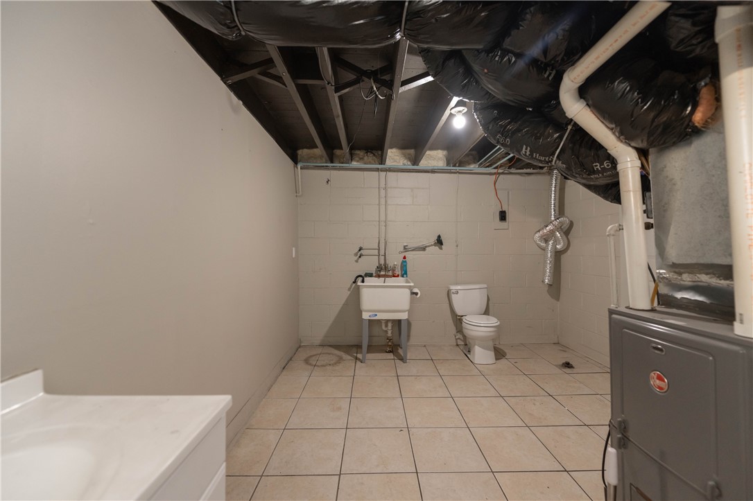 140 Abbott Street Rochester, NY 14606 - Photo 34 of 41