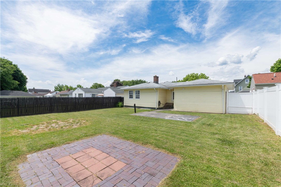 140 Abbott Street Rochester, NY 14606 - Photo 40 of 41