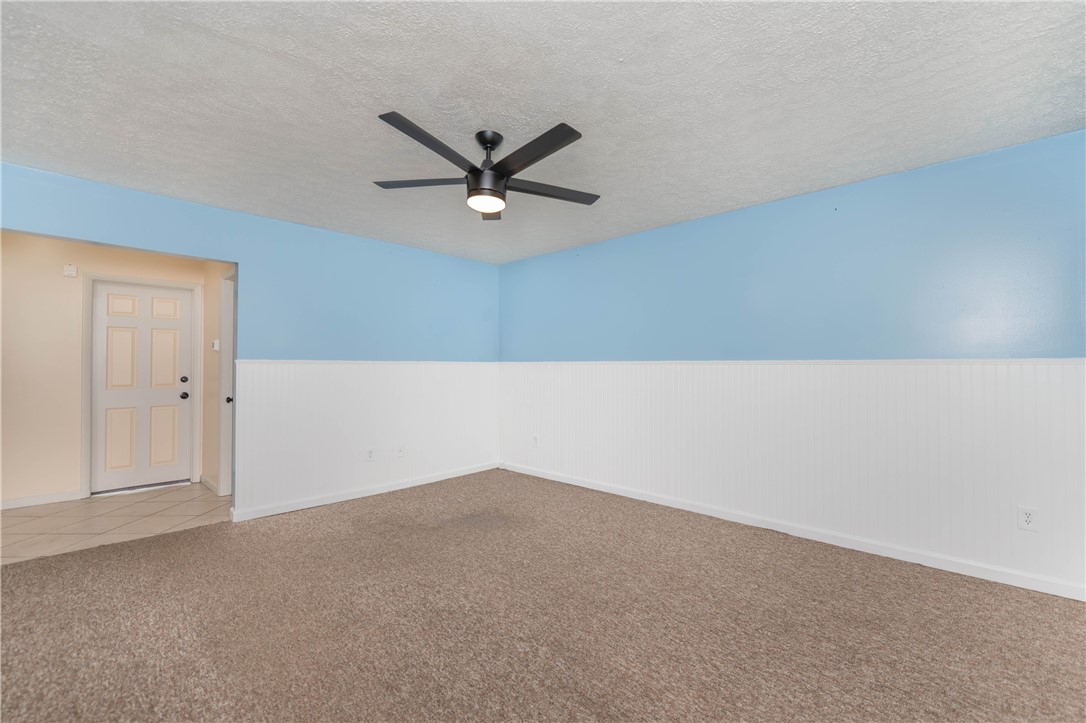 140 Abbott Street Rochester, NY 14606 - Photo 5 of 41