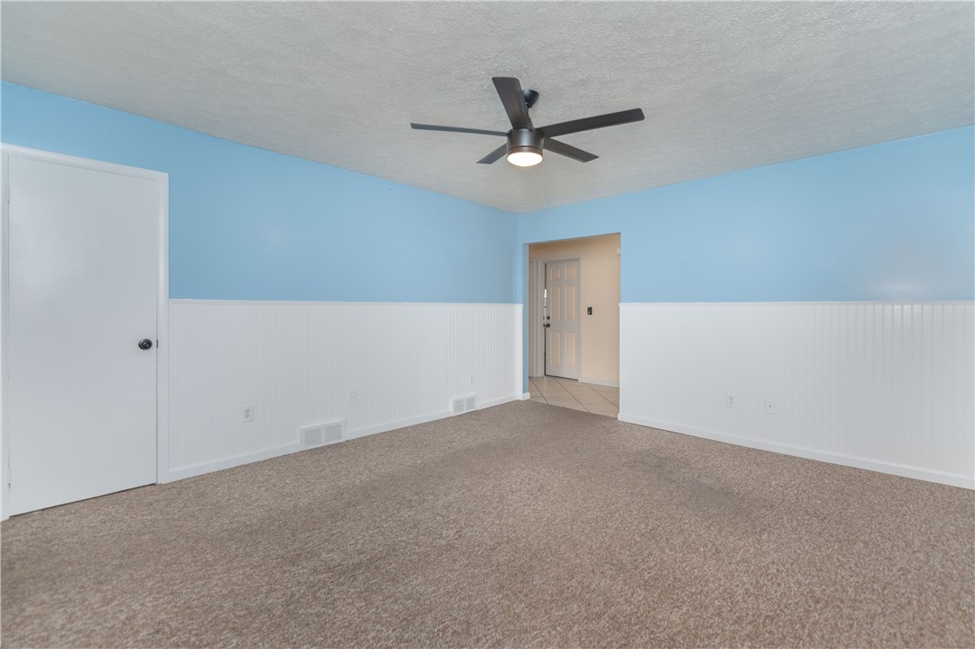 140 Abbott Street Rochester, NY 14606 - Photo 6 of 41