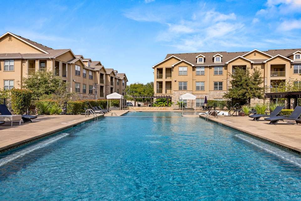 8800 South 1st Street, Unit 1124 Austin, TX 78748 - Photo 20 of 20 a view of multiple houses with a big yard and potted plants