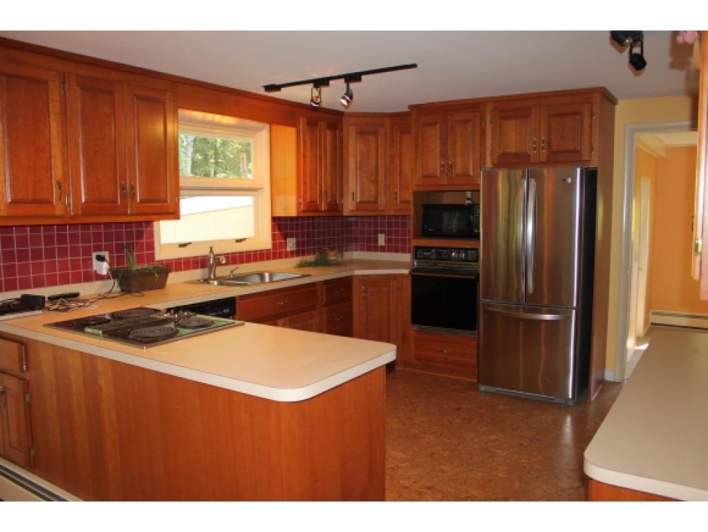 50 Harding Road Portsmouth, NH 03801 - Photo 7 of 36