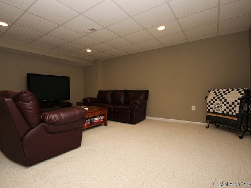 3904 Rocky Falls Road Springfield, IL 62711 - Photo 17 of 22